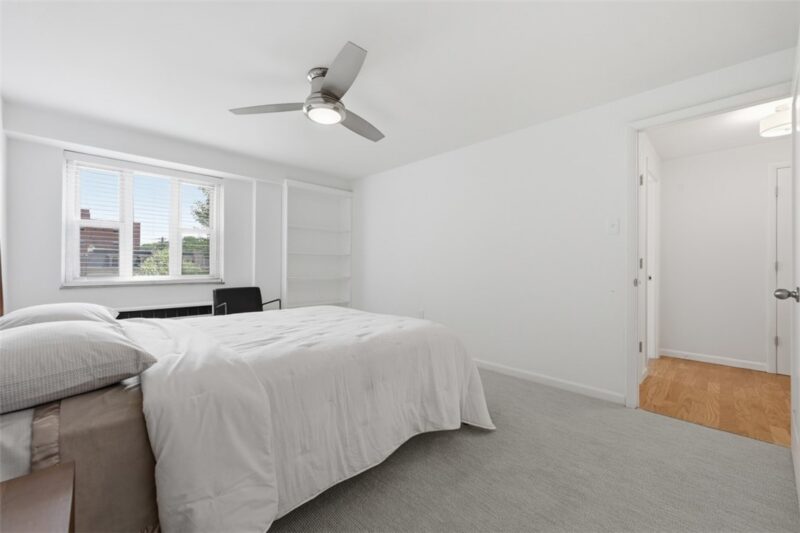 4625 5th Ave 200 — photo 7