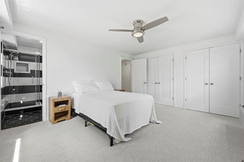 4625 5th Ave 200 — photo 8