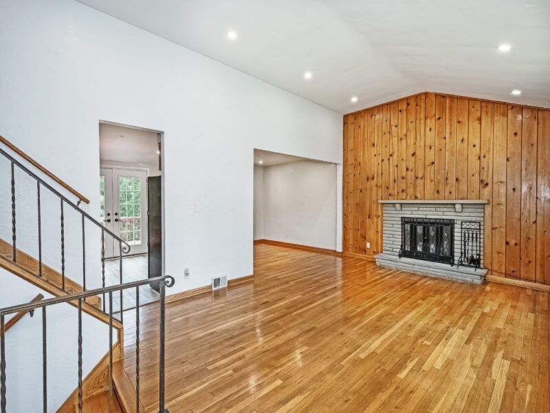 456 Regency Dr — photo 4