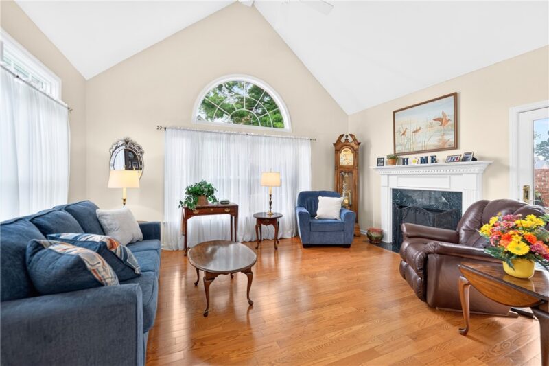 1803 Appleridge Ct — photo 5
