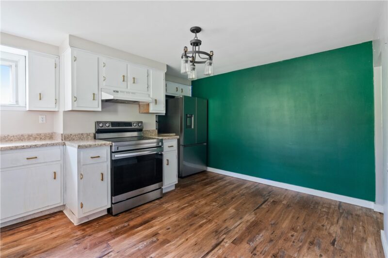224 East End — photo 4