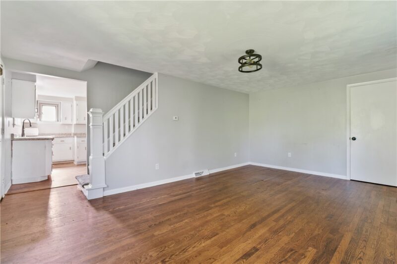 224 East End — photo 8