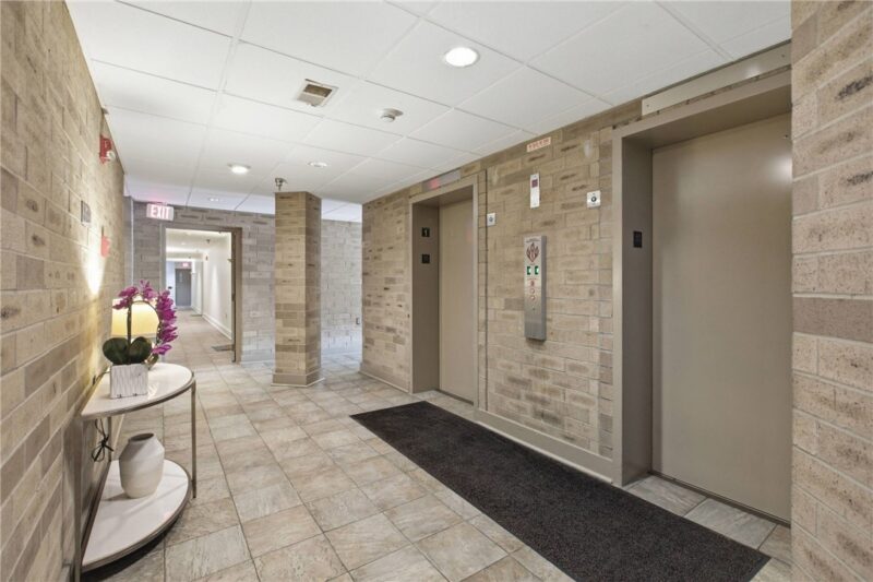 1400 Smokey Wood Dr 406 — photo 4