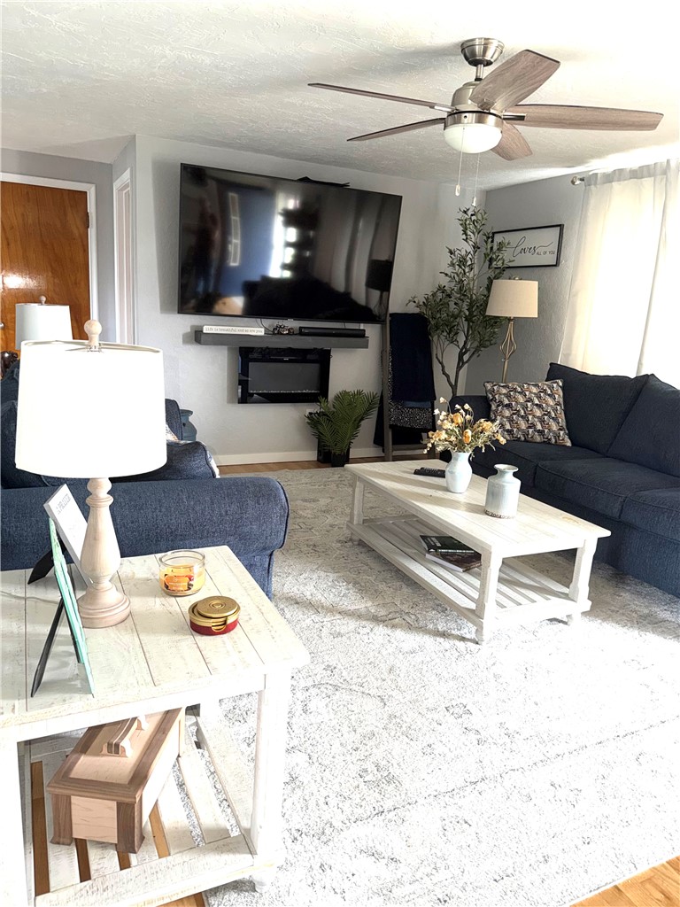 1017 Norwood Street — photo 8