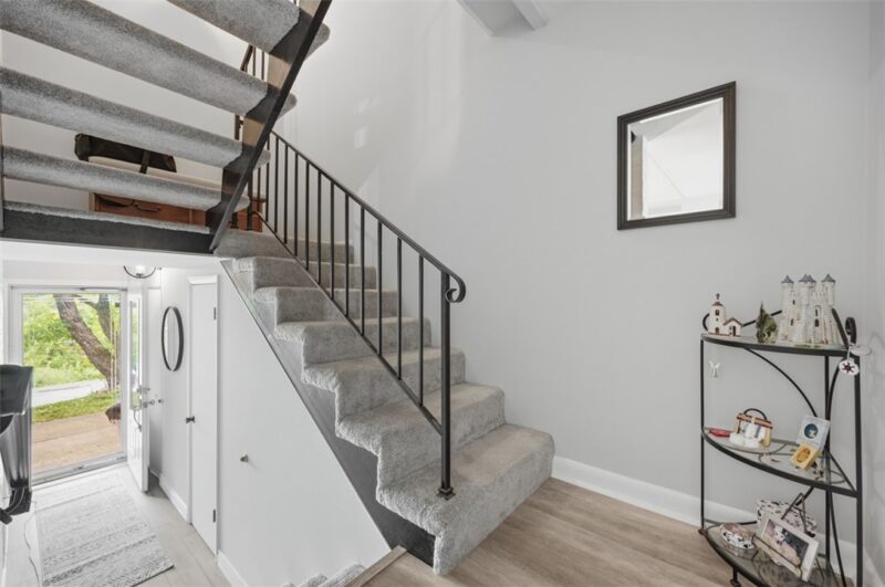 130 Rivermont Ct — photo 7