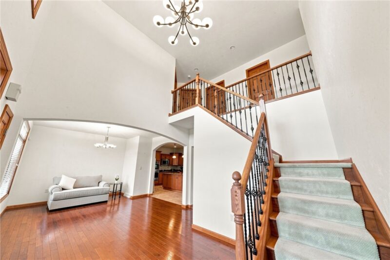 7708 Natalie Ln — photo 2