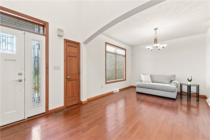 7708 Natalie Ln — photo 3