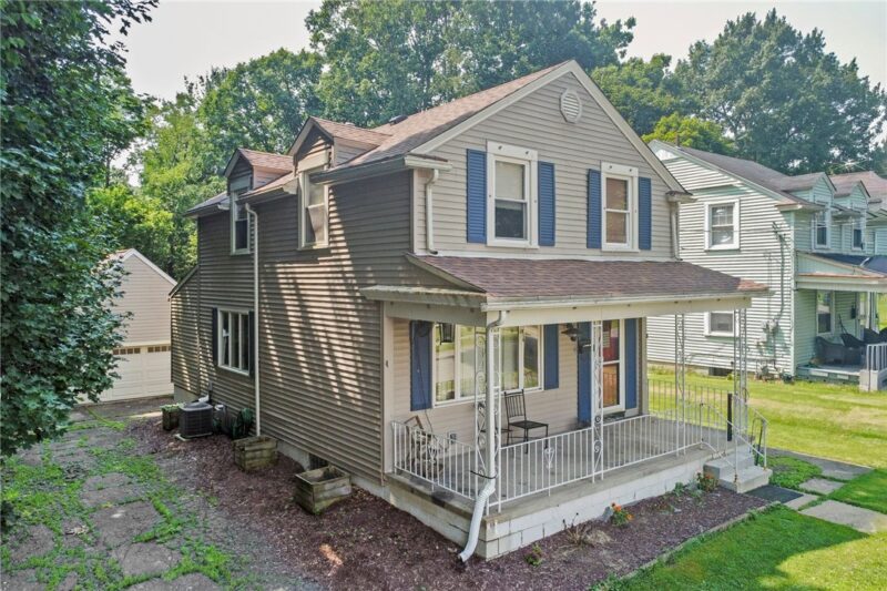 1709 Irwin St — photo 2