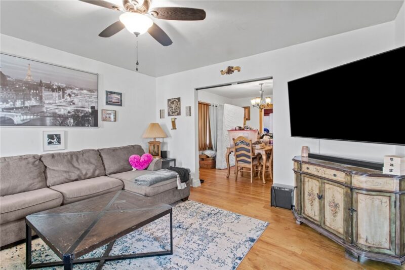 1709 Irwin St — photo 8