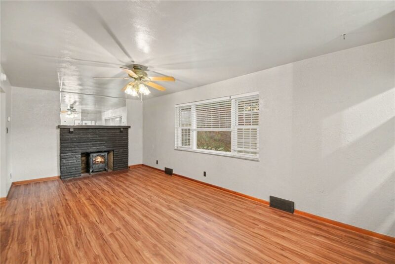 330 Butler Rd — photo 6