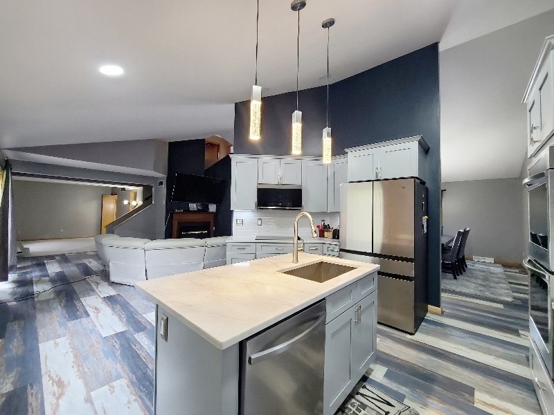 3319 Carriage Cir — photo 5