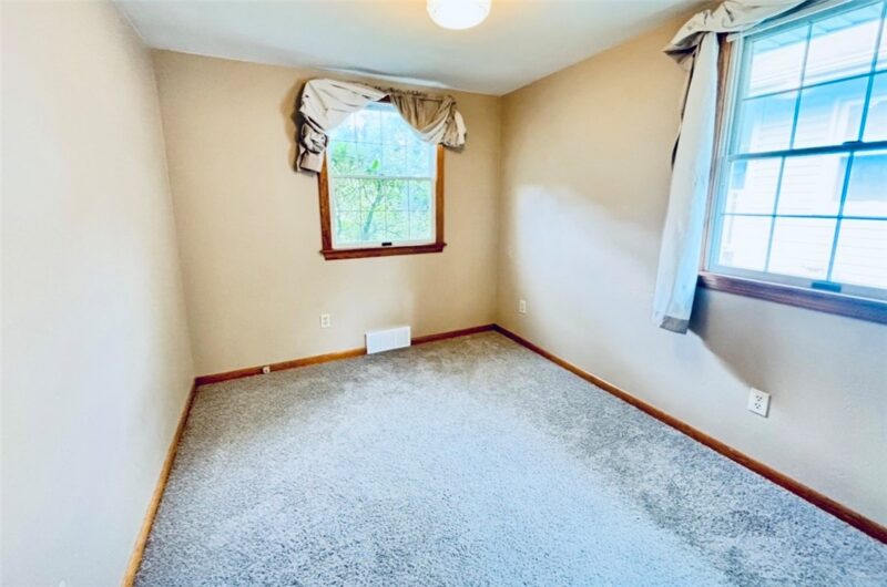 794 S Gray Avenue — photo 5