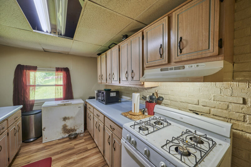 3033 Bremen AVENUE — photo 7
