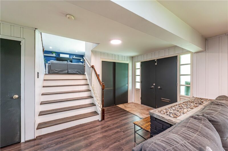 1257 Catalina Dr — photo 2