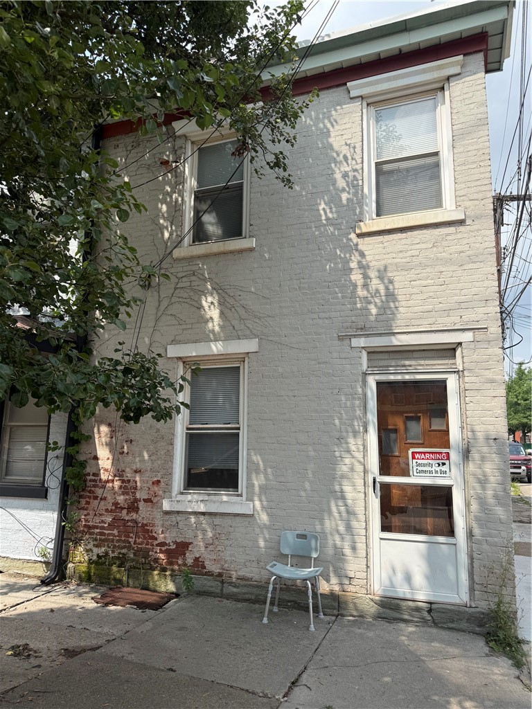 98 S 19th St — photo 2