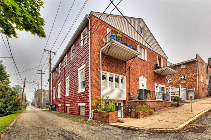 107 S. Clair St — photo 4
