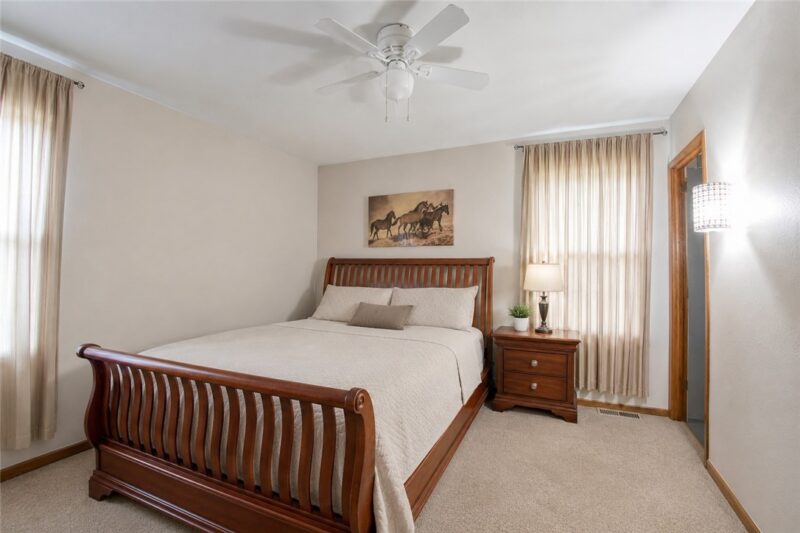 147 College Ave — photo 5