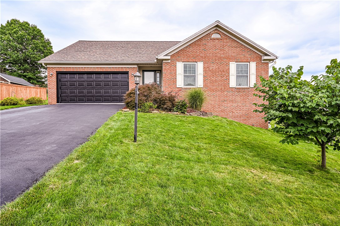 107 Ashton Dr — photo 1