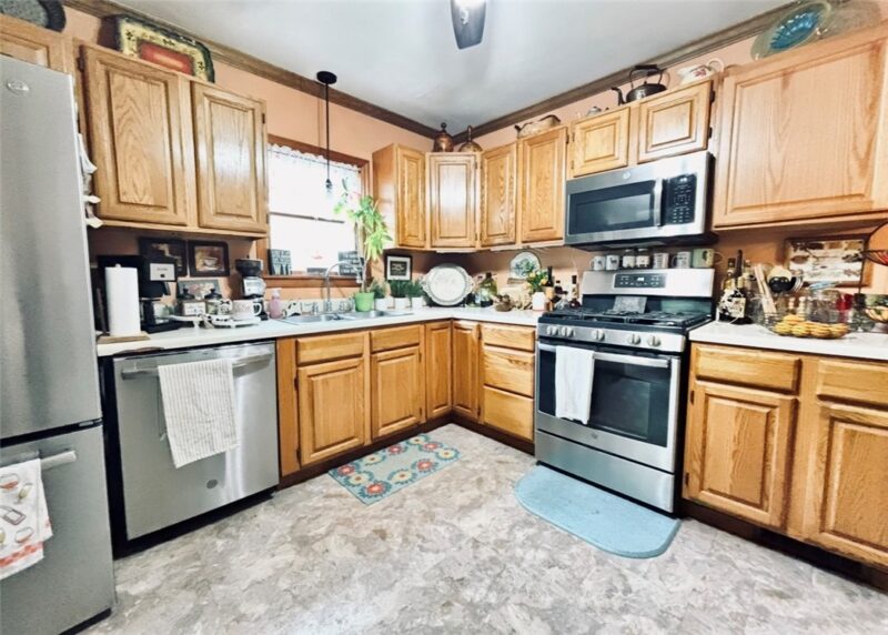 140 Boroview Ave — photo 8