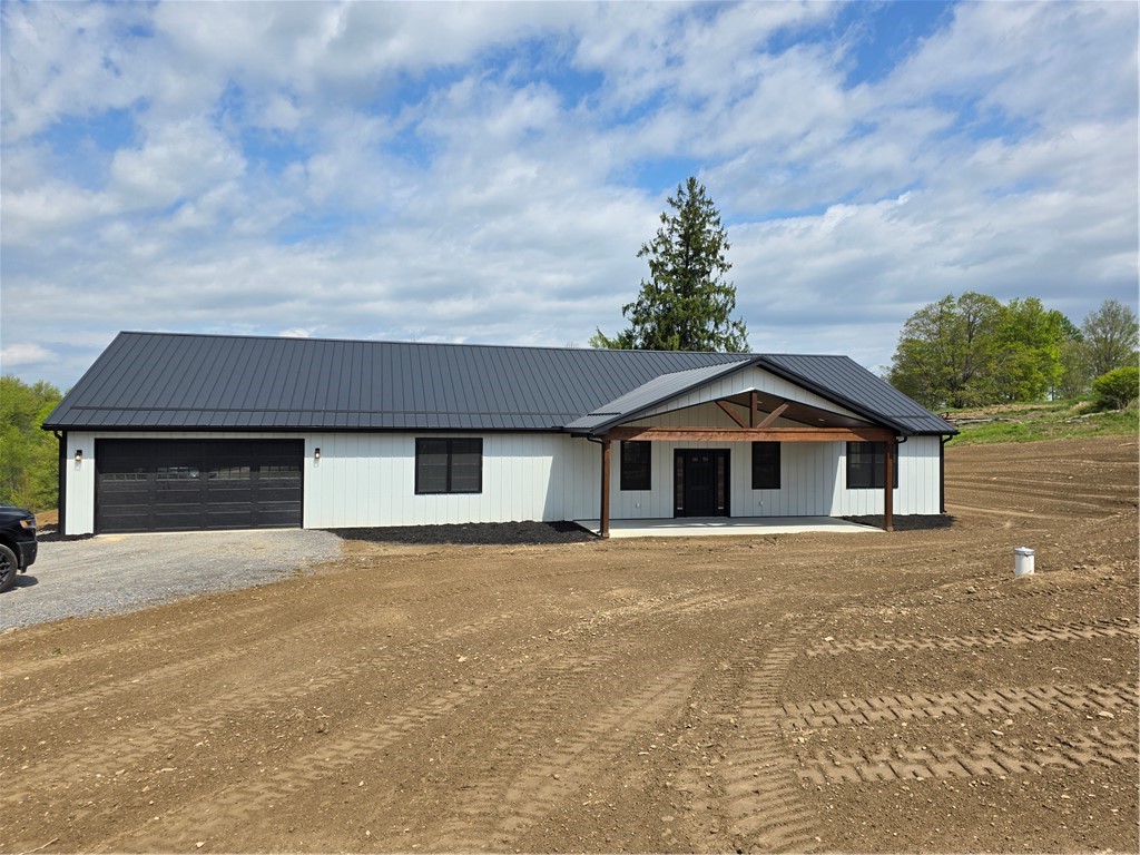 000 Barndo Drive — photo 1