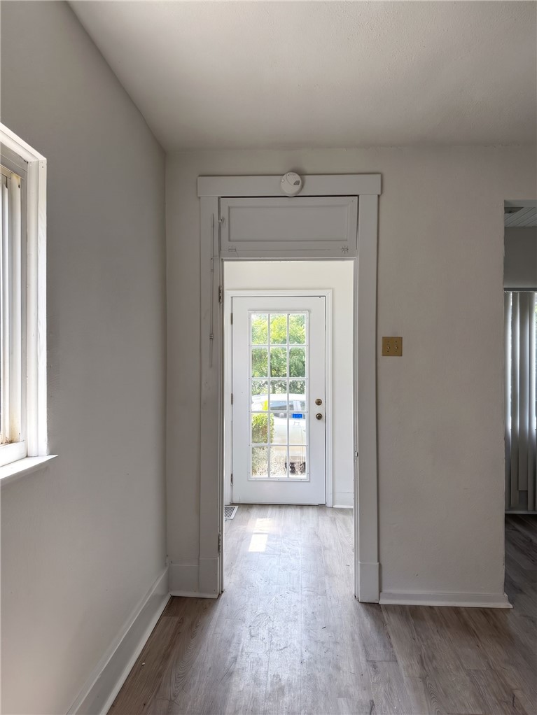 1718 Constitution Blvd — photo 5