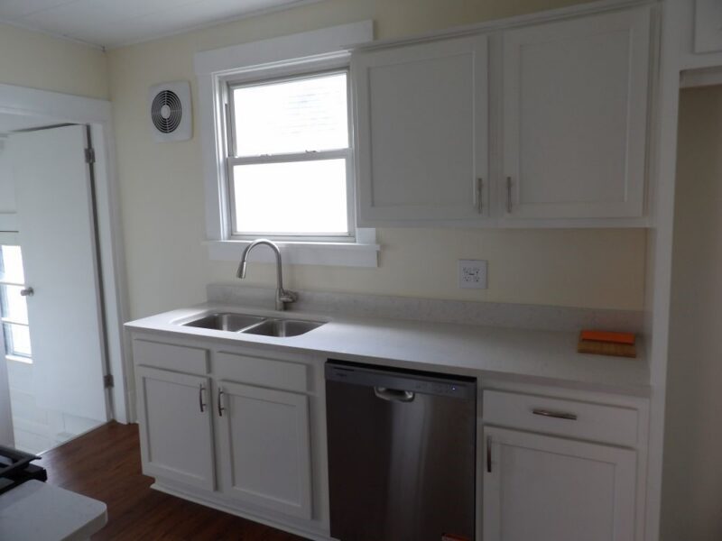129 Lynn St — photo 3