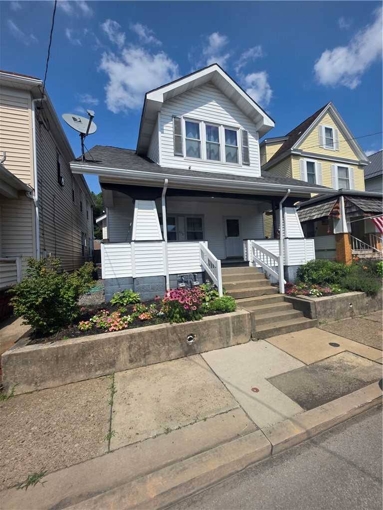 628 Hawthorne Ave — photo 2