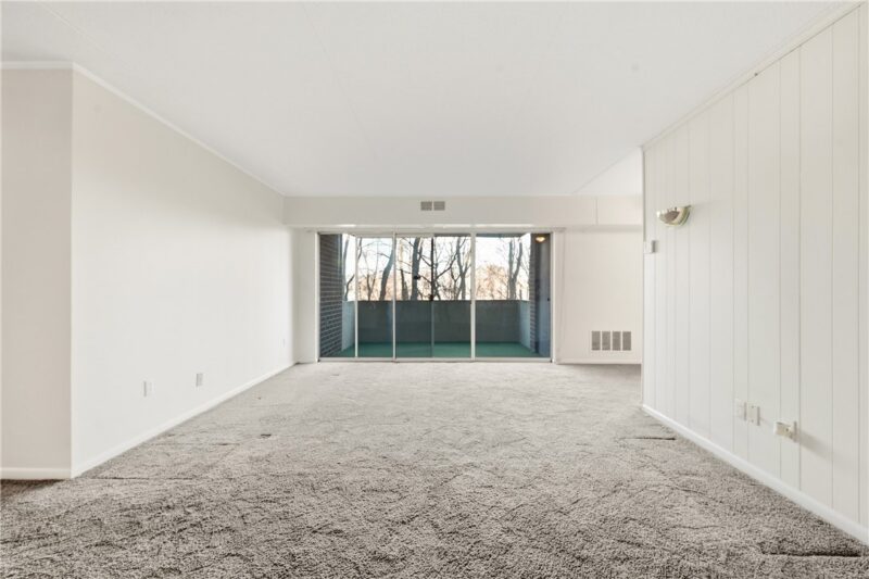 4106 Charlemagne Cir 4106 — photo 8
