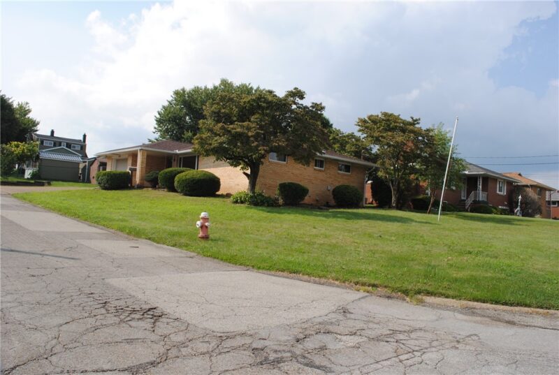 500 Morningside Dr — photo 4