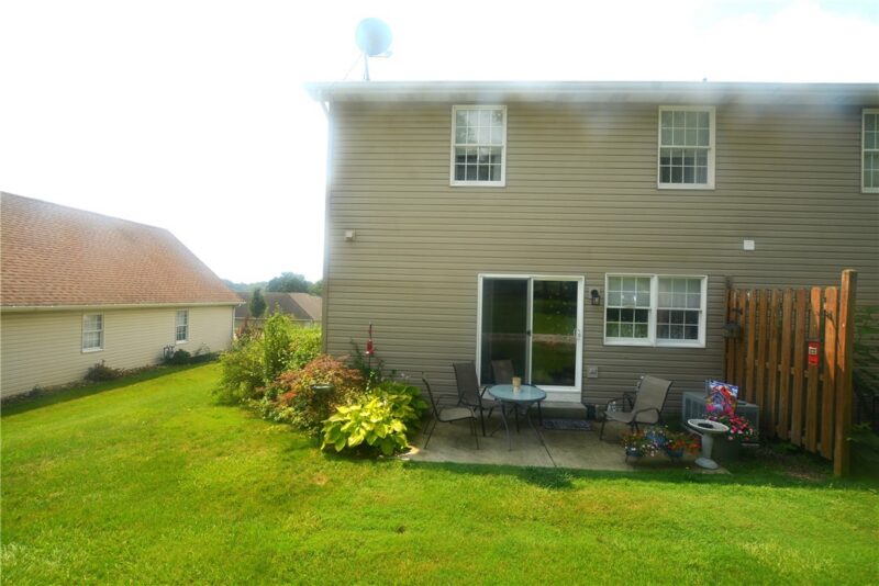 907 Stoneridge Blvd — photo 3