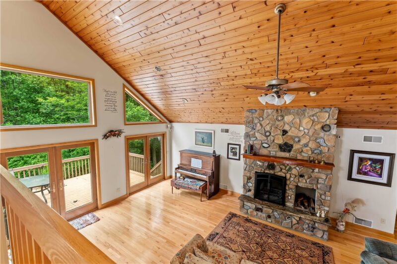 461 and 467 Fan Hollow Rd — photo 5