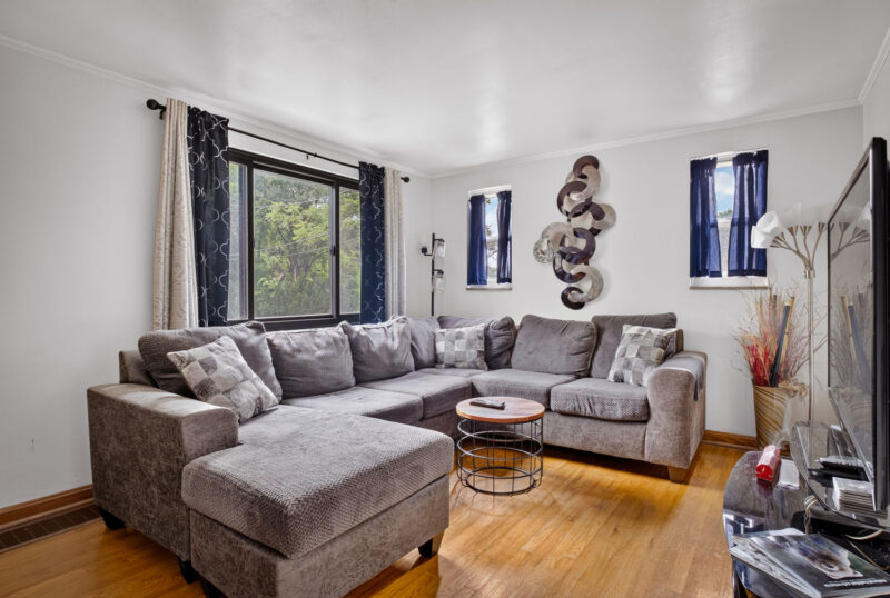 412 Nicholas St — photo 4