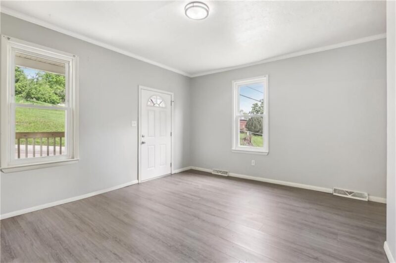 1017 Main Street — photo 6