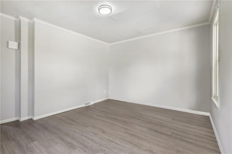 1017 Main Street — photo 7