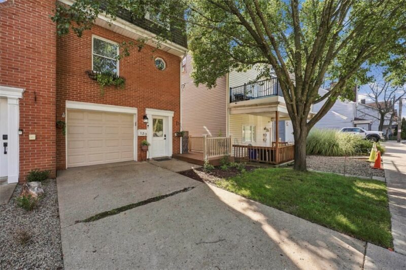 133 Meridan St — photo 2
