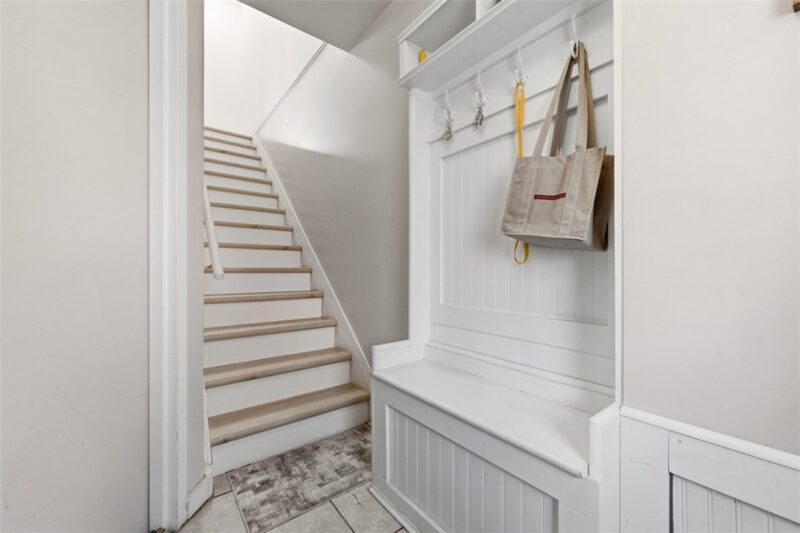 133 Meridan St — photo 7