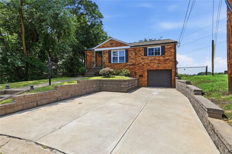 364 Pierina Dr — photo 2
