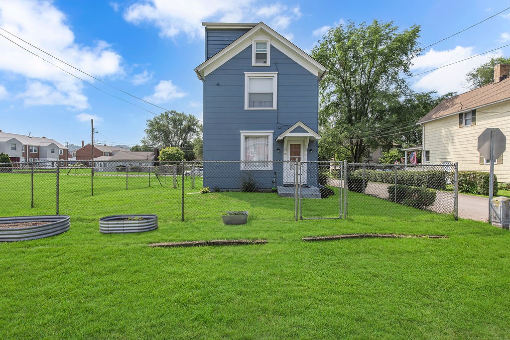 330 Greenlee St — photo 1