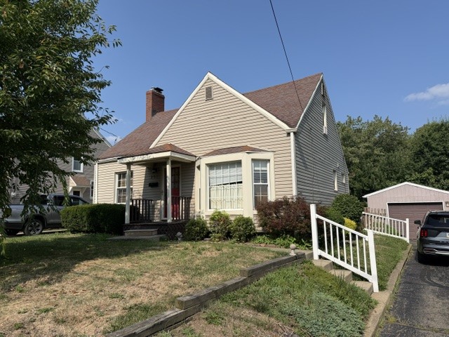 253 Service Ave — photo 1
