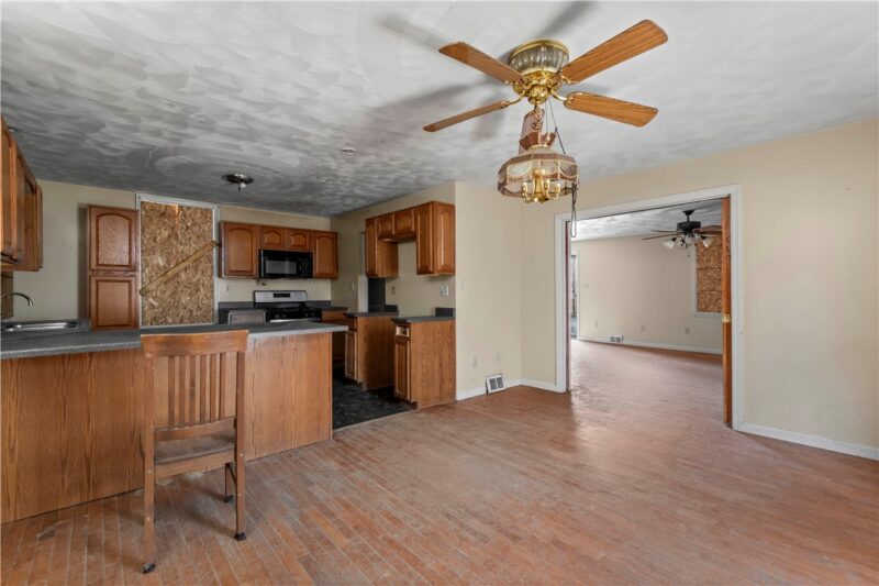 533 Woodward Ave — photo 7