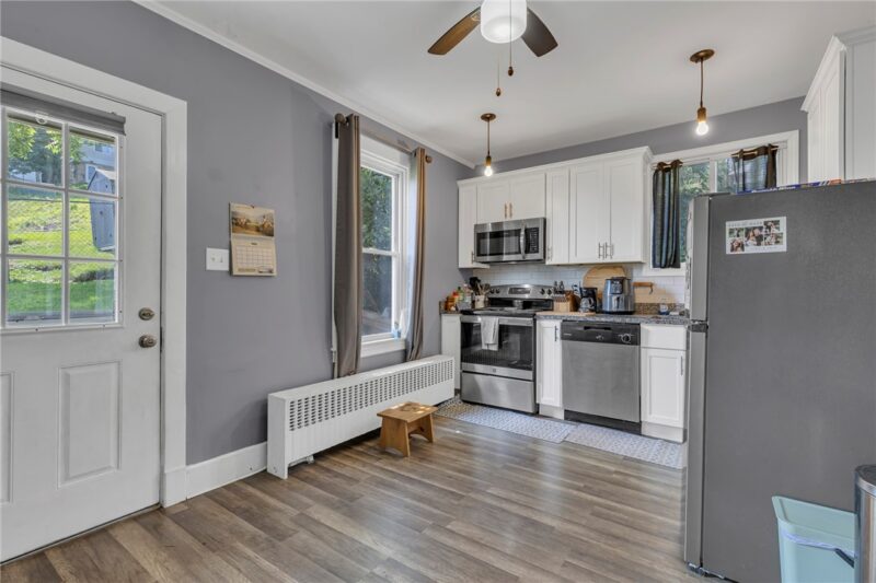157 Wood Street — photo 7