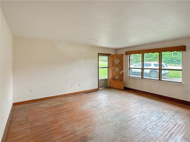 4101 Glades Pike — photo 3