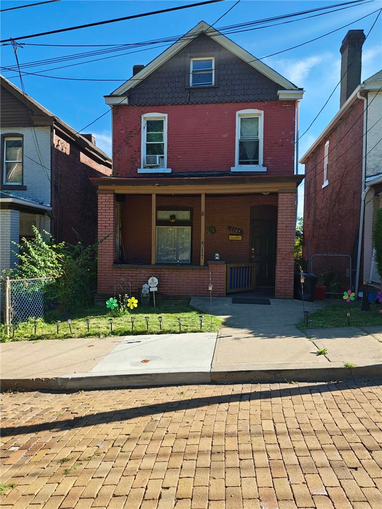 2304 Milligan Ave — photo 1
