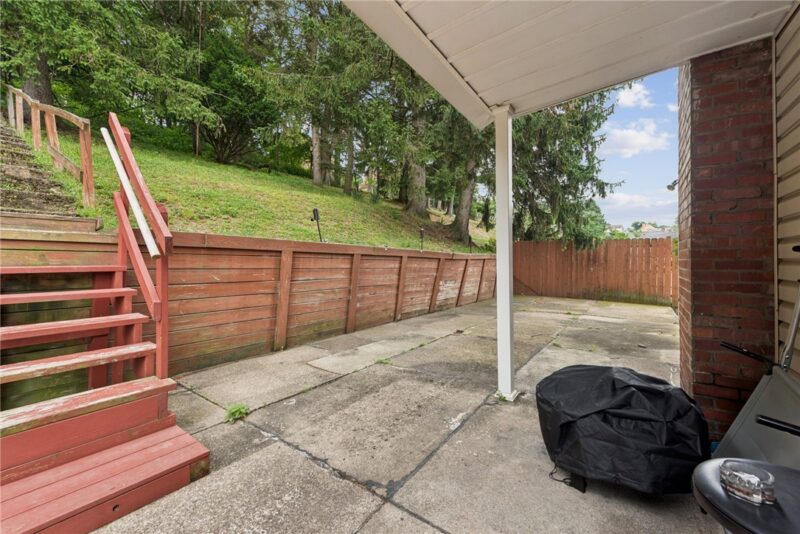 512 Brinwood Ave — photo 3