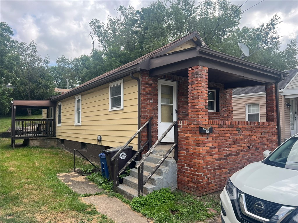 260 Cedar St — photo 1