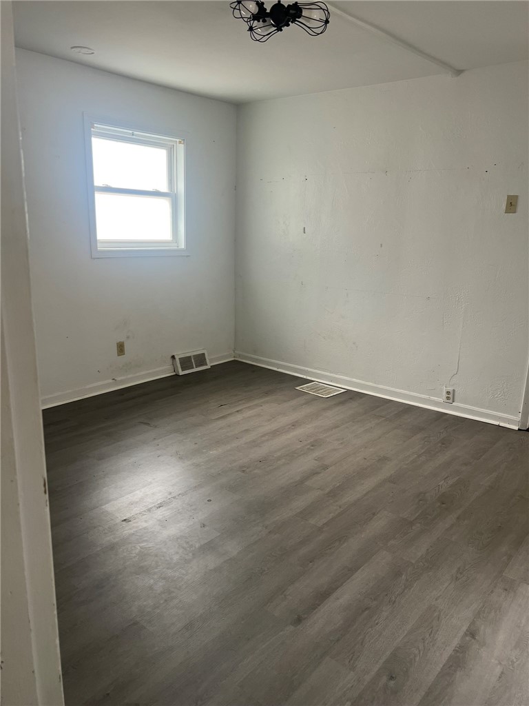 260 Cedar St — photo 2