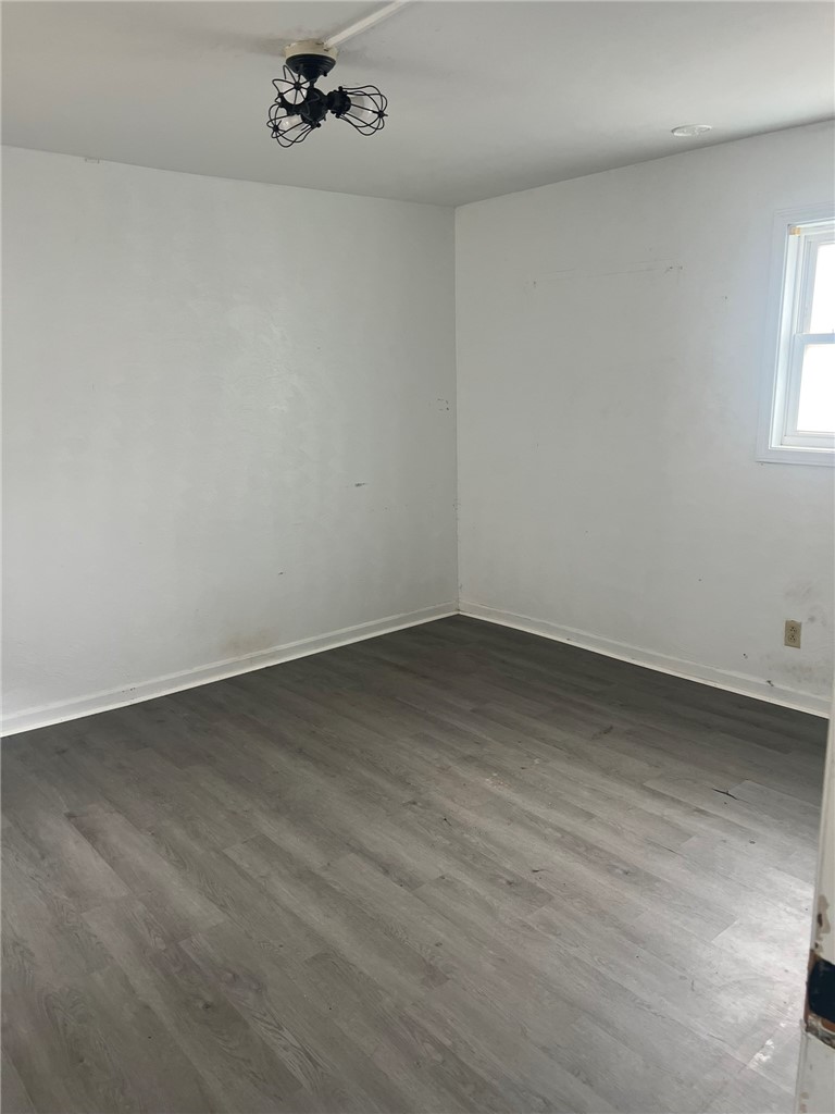 260 Cedar St — photo 4
