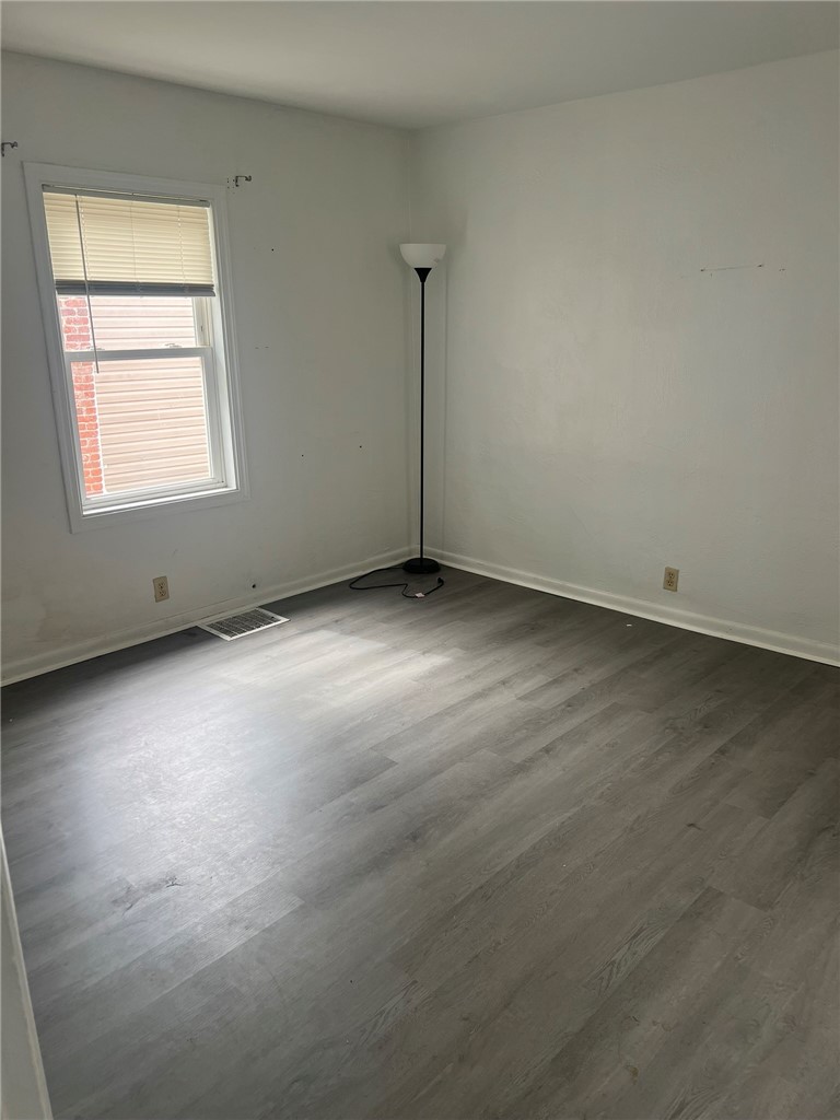260 Cedar St — photo 6