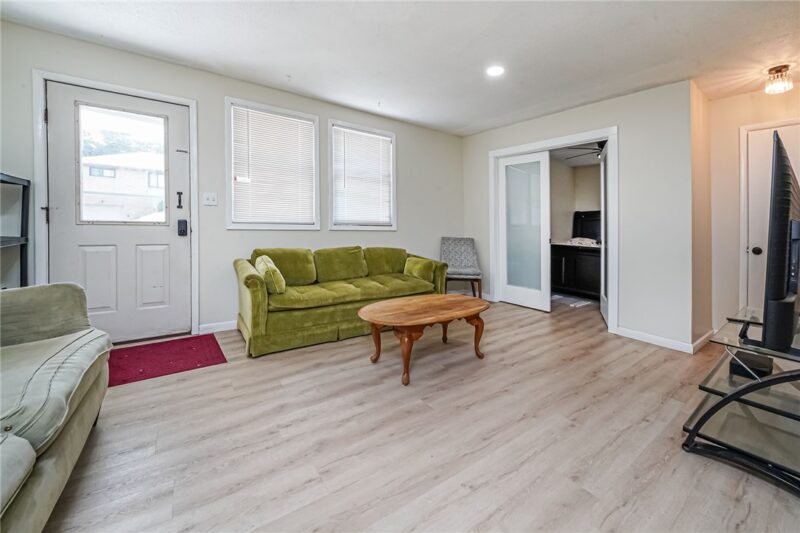 1227 Mccabe Ave — photo 6