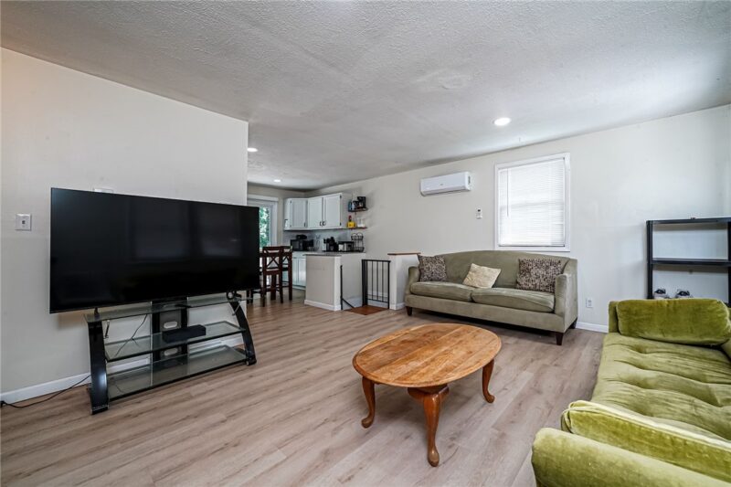 1227 Mccabe Ave — photo 8